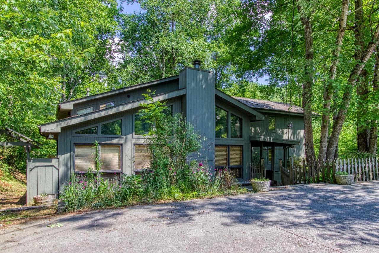 Mountain Lake Lodge, Hot Tub, Theater Room, 1089 Free Tickets Each Paid Day, Dollywood And More Sevierville Exterior photo