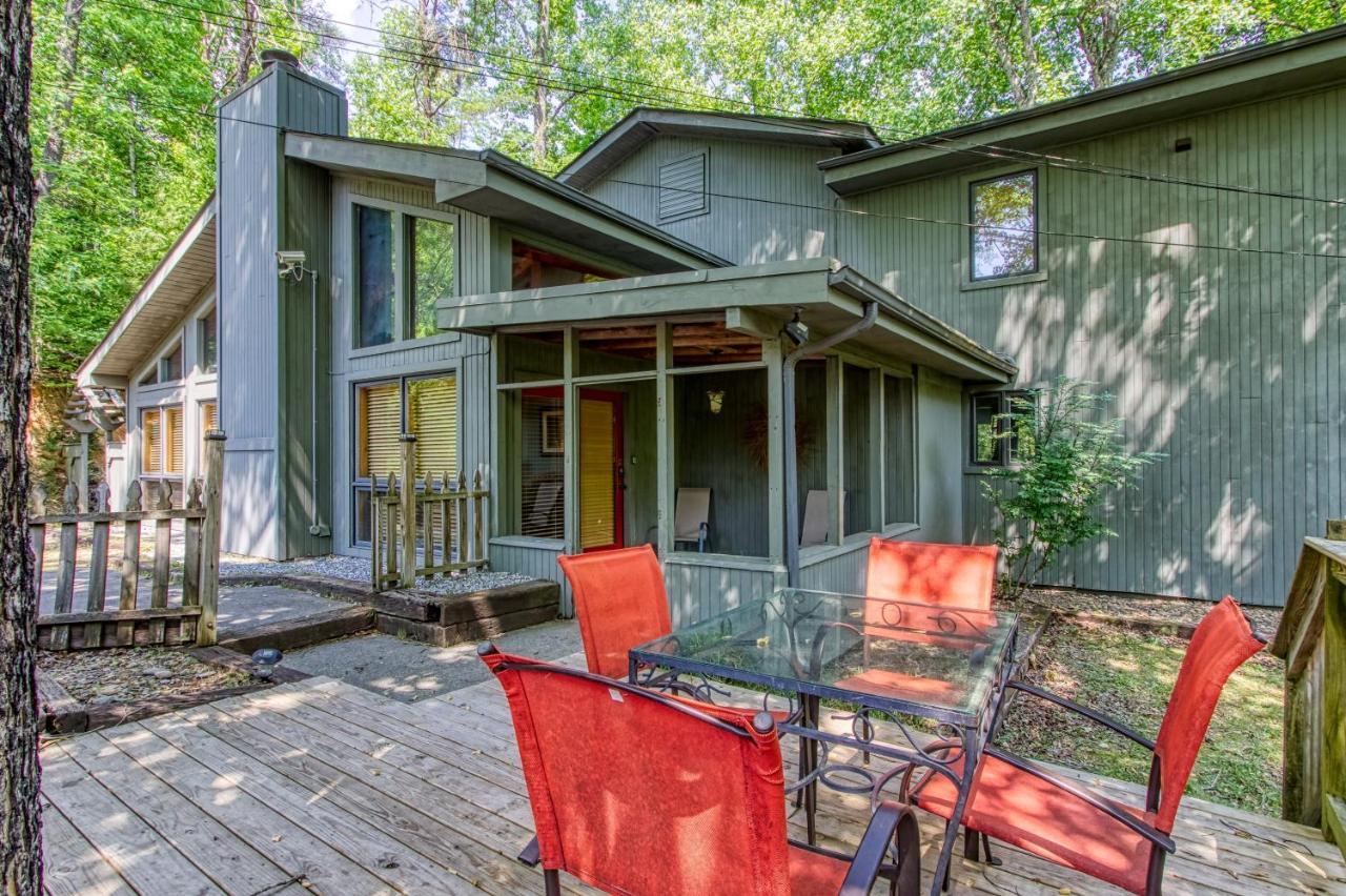 Mountain Lake Lodge, Hot Tub, Theater Room, 1089 Free Tickets Each Paid Day, Dollywood And More Sevierville Exterior photo
